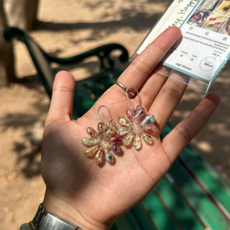 Eternal Core Earrings – Beautiful Handcrafted Resin Jewelry, Lightweight & Perfect for Festivals & Weddings