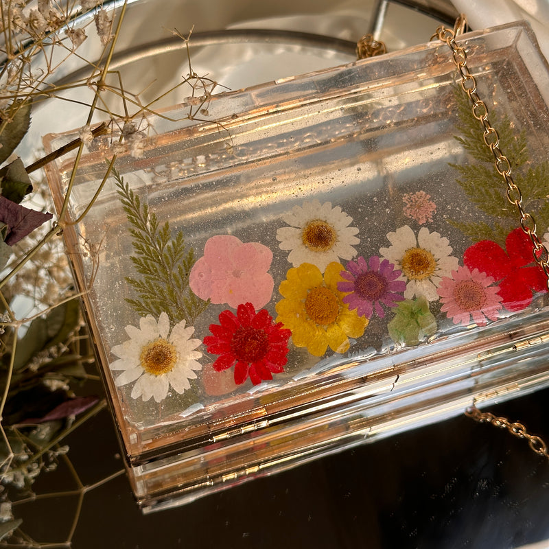 Garden clutch